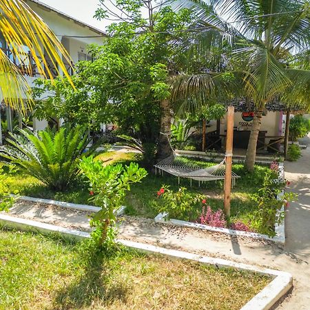 Cocolala Beach House Нунгви Экстерьер фото