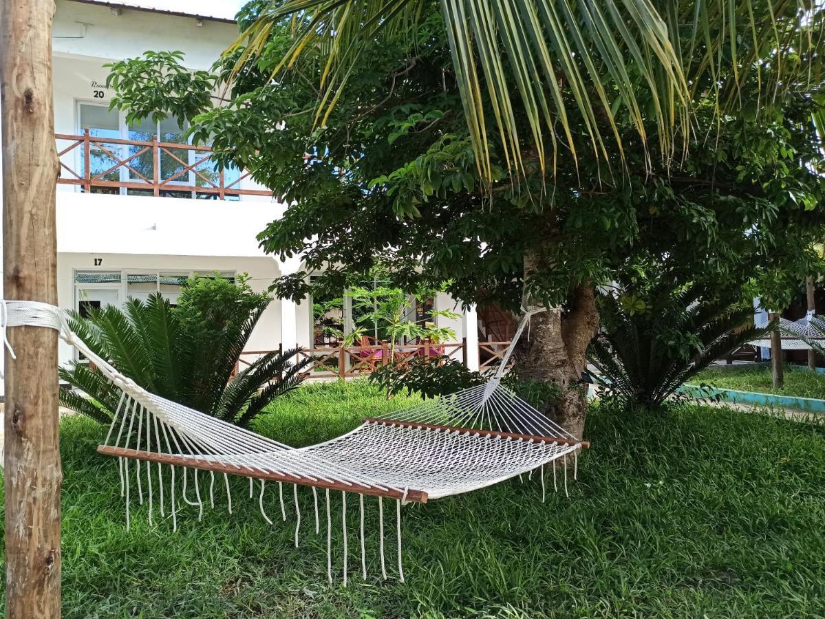 Cocolala Beach House Нунгви Экстерьер фото