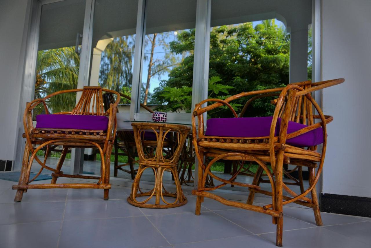 Cocolala Beach House Нунгви Экстерьер фото