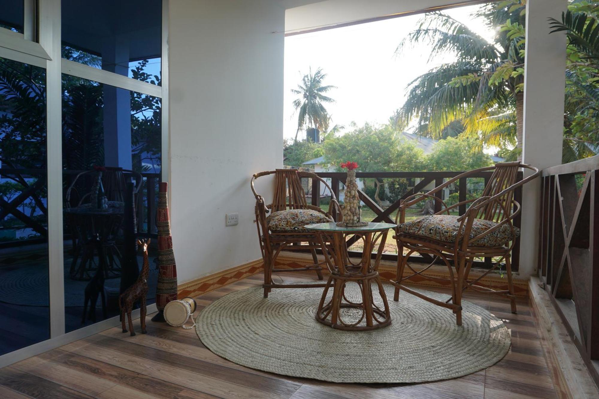 Cocolala Beach House Нунгви Экстерьер фото